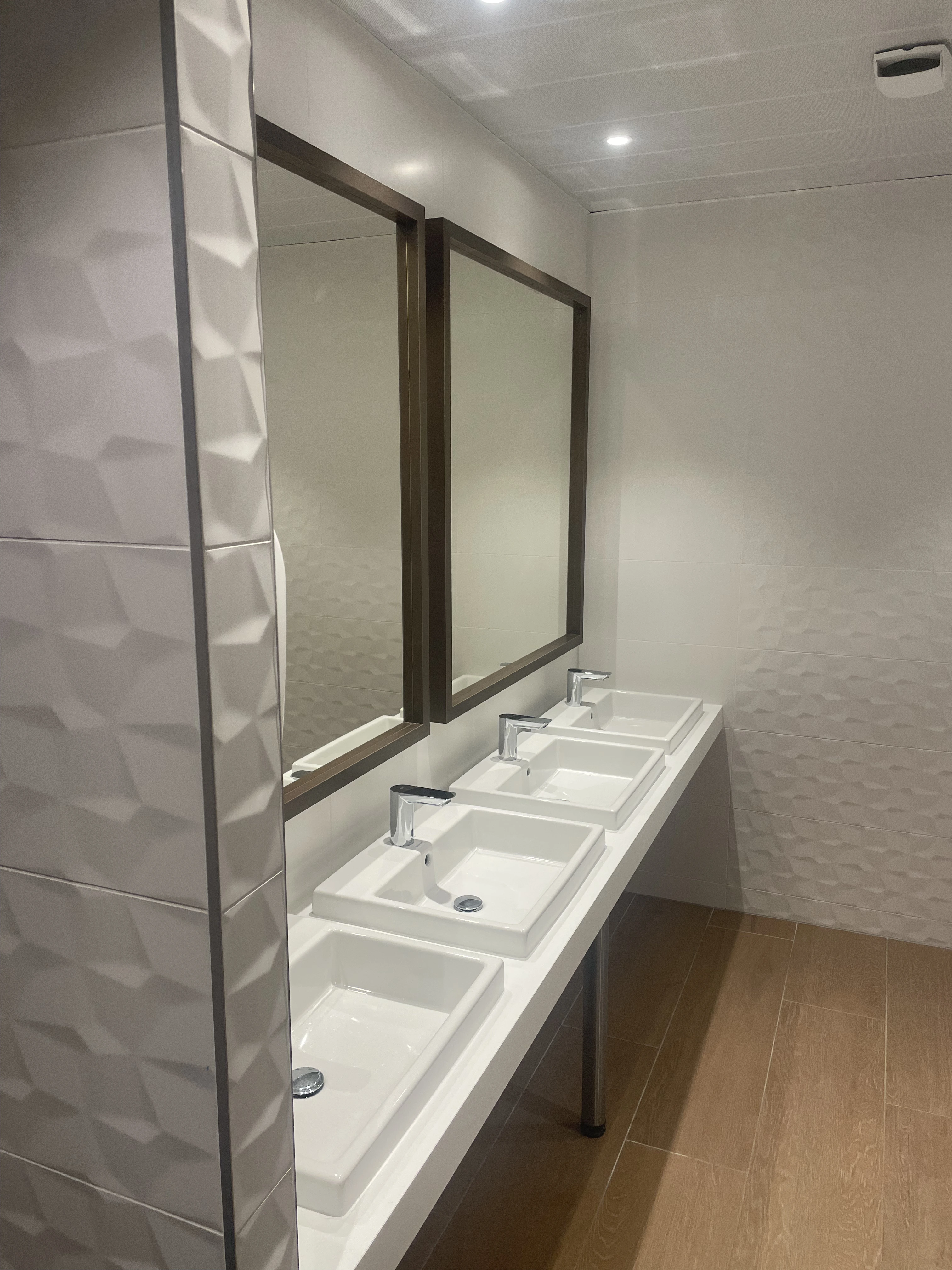 Votre artisan plombier à Salon de Provence  prend en charge votre système de plomberie de vote foyer